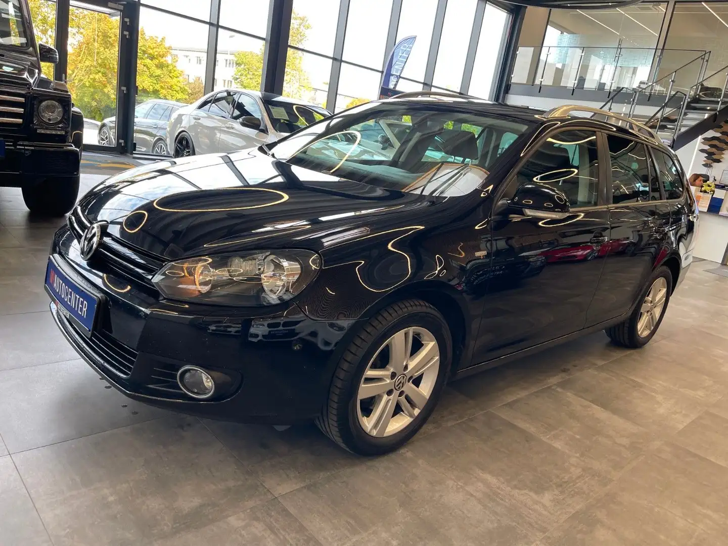 Volkswagen Golf VI Variant Match *Klima*Navi*AHK*TÜV* Schwarz - 2