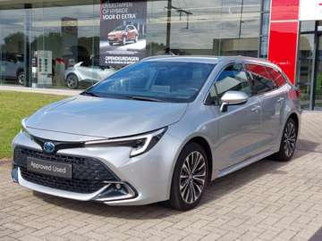 Touring Sports 1.8 Hybrid Style e-CVT