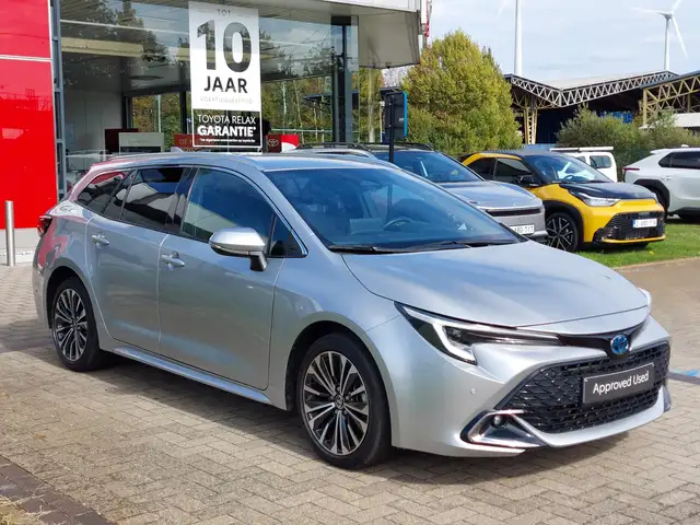 Toyota Corolla view 3