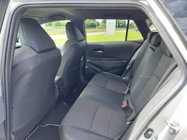 Toyota Corolla view 14
