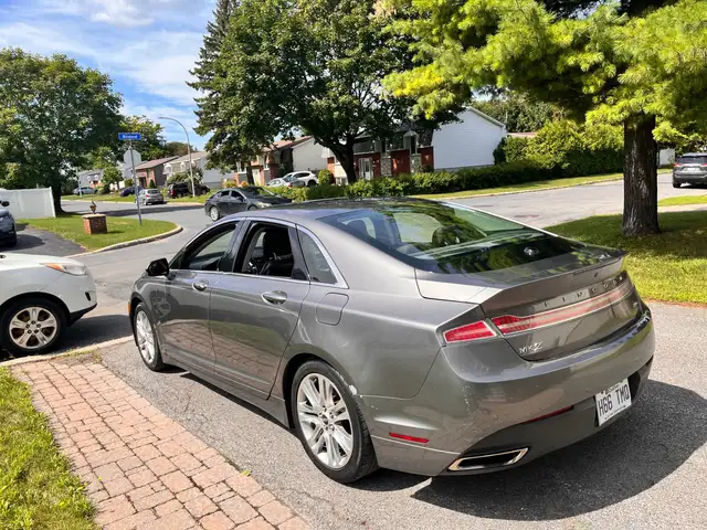 Lincoln MKZ 2014 — photo 2