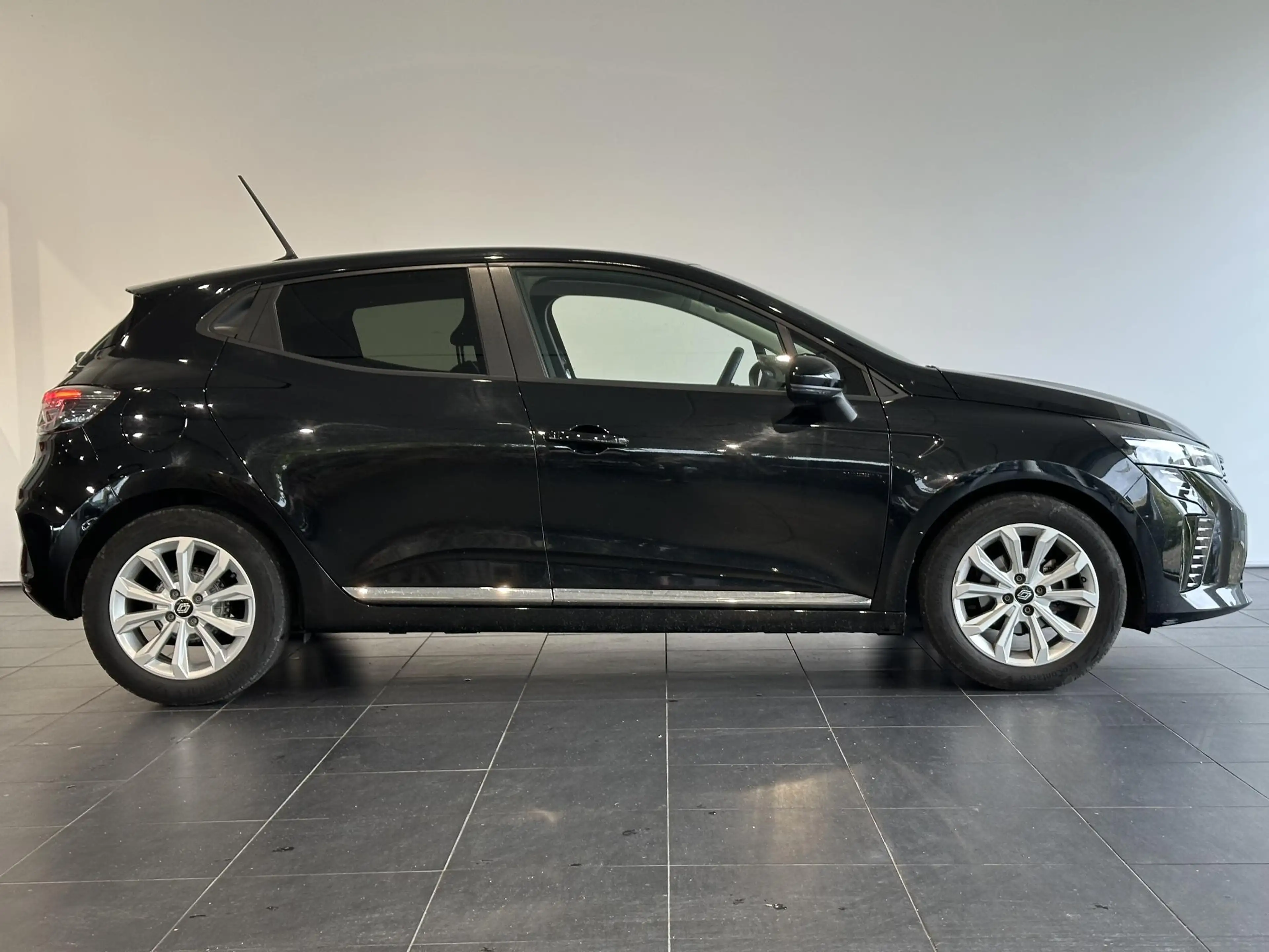 Renault Clio 1.0 TCe 90 GPF evolution ACHTERUITRIJCAMERA | PARK — photo 15