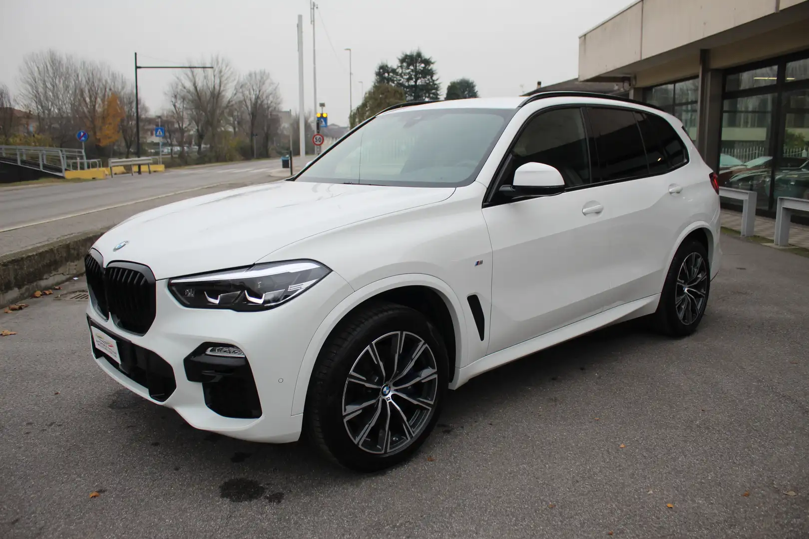 BMW X5 25d Msport VISIBILE IN SEDE - promo Wit - 2