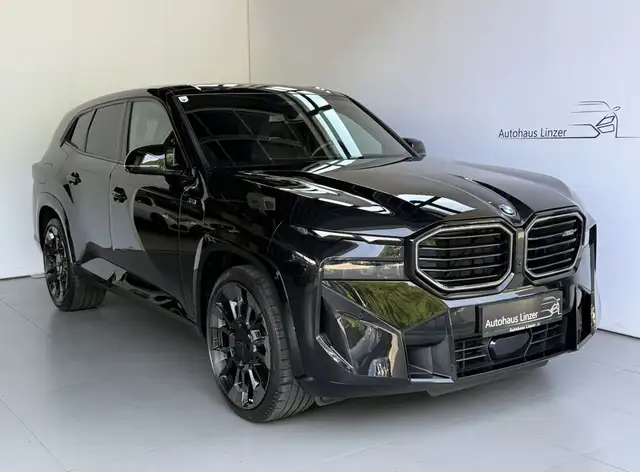 BMW XM 50e BLACK *B&W SOUND*A-DRIVING PROF.*23''*AHK*