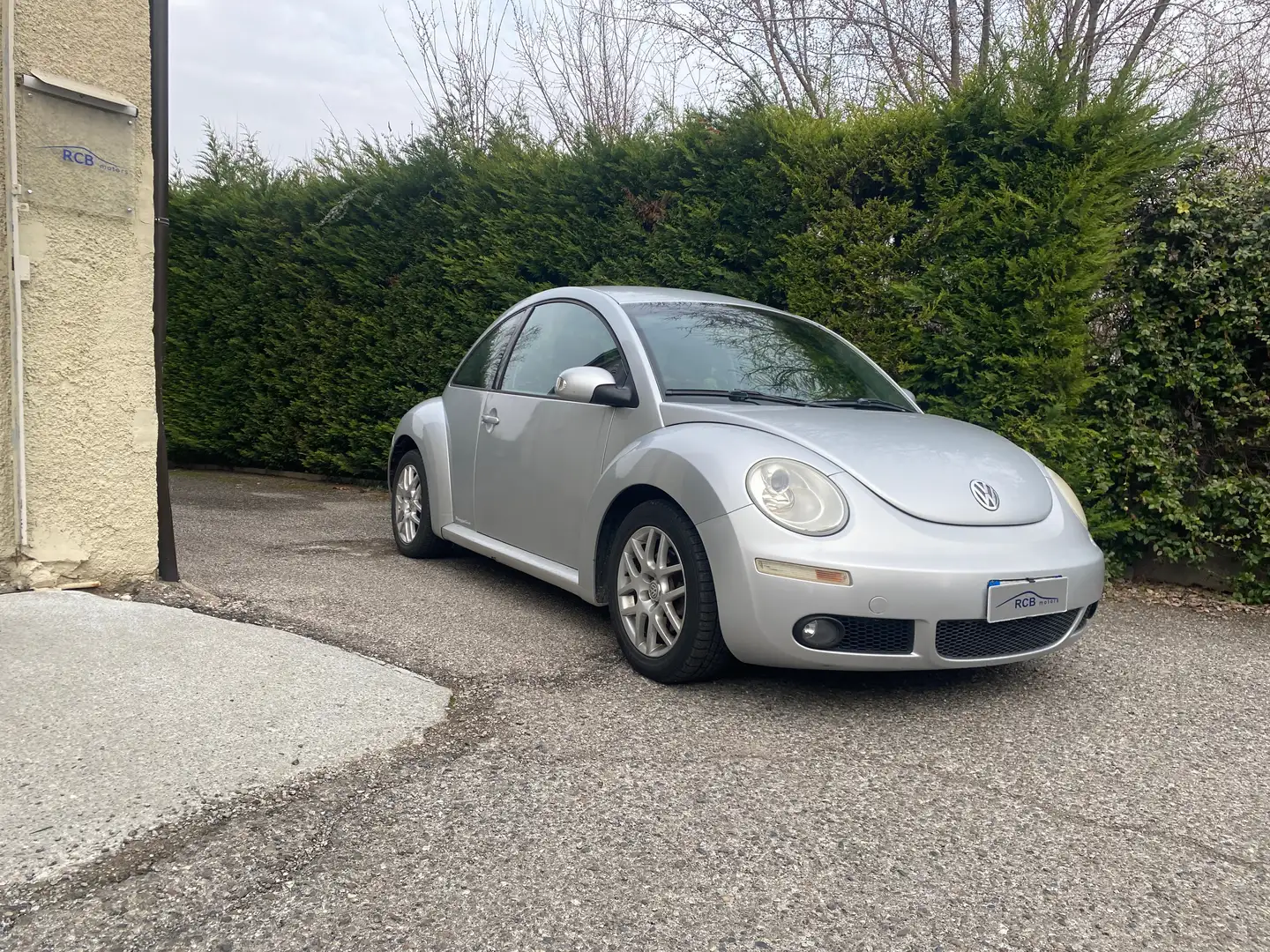 Volkswagen New Beetle New Beetle 1.9 tdi 105cv Plateado - 1