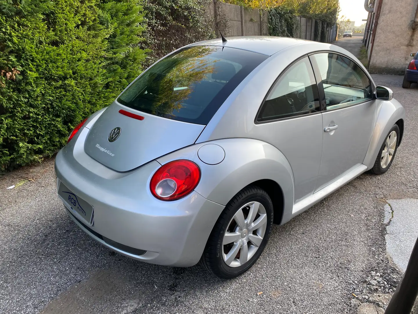 Volkswagen New Beetle New Beetle 1.9 tdi 105cv Plateado - 2
