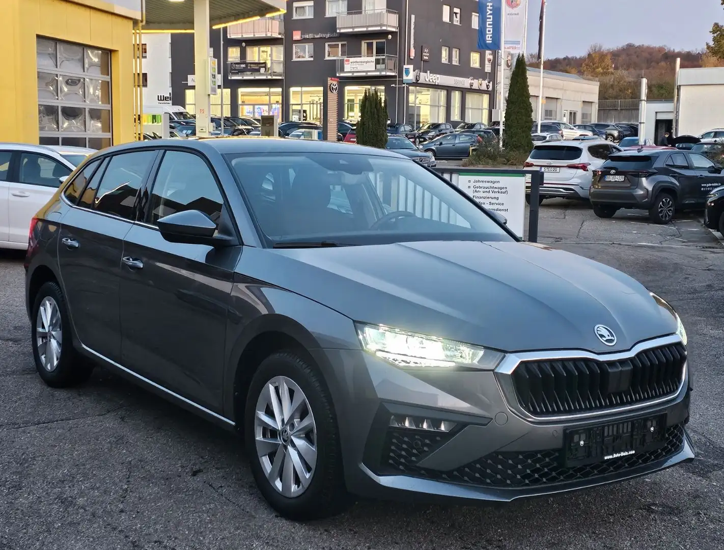 Skoda Scala 1,0 TSI DSG Top Selection Gris - 1