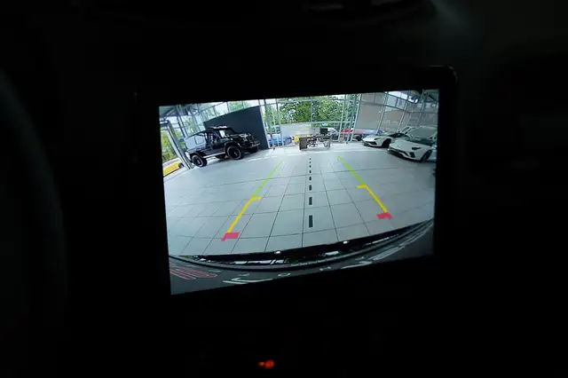 Jeep Renegade view 3