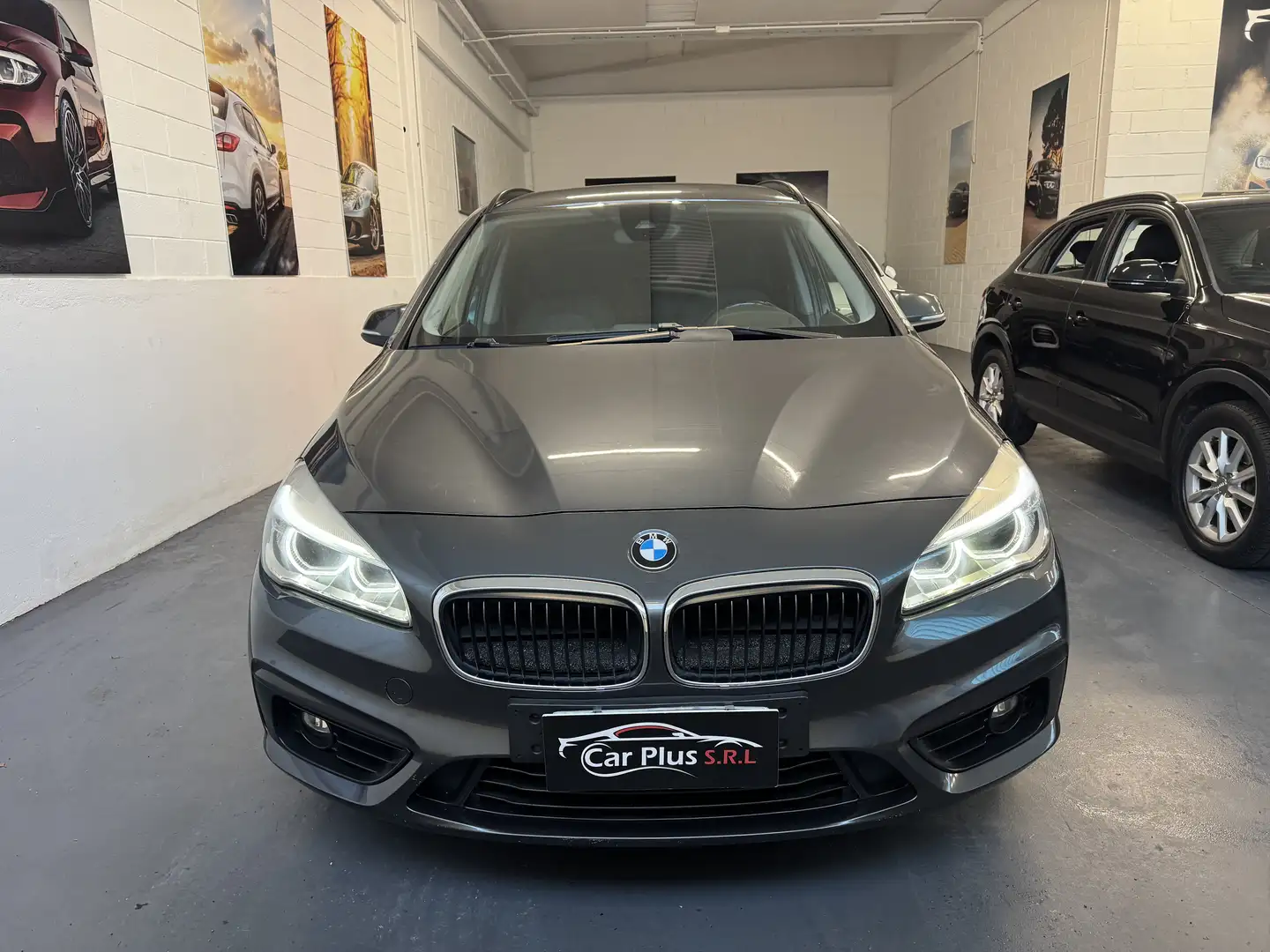 BMW 218 Serie 2  7 posti 218d Gran Tourer Luxury auto Grigio - 2