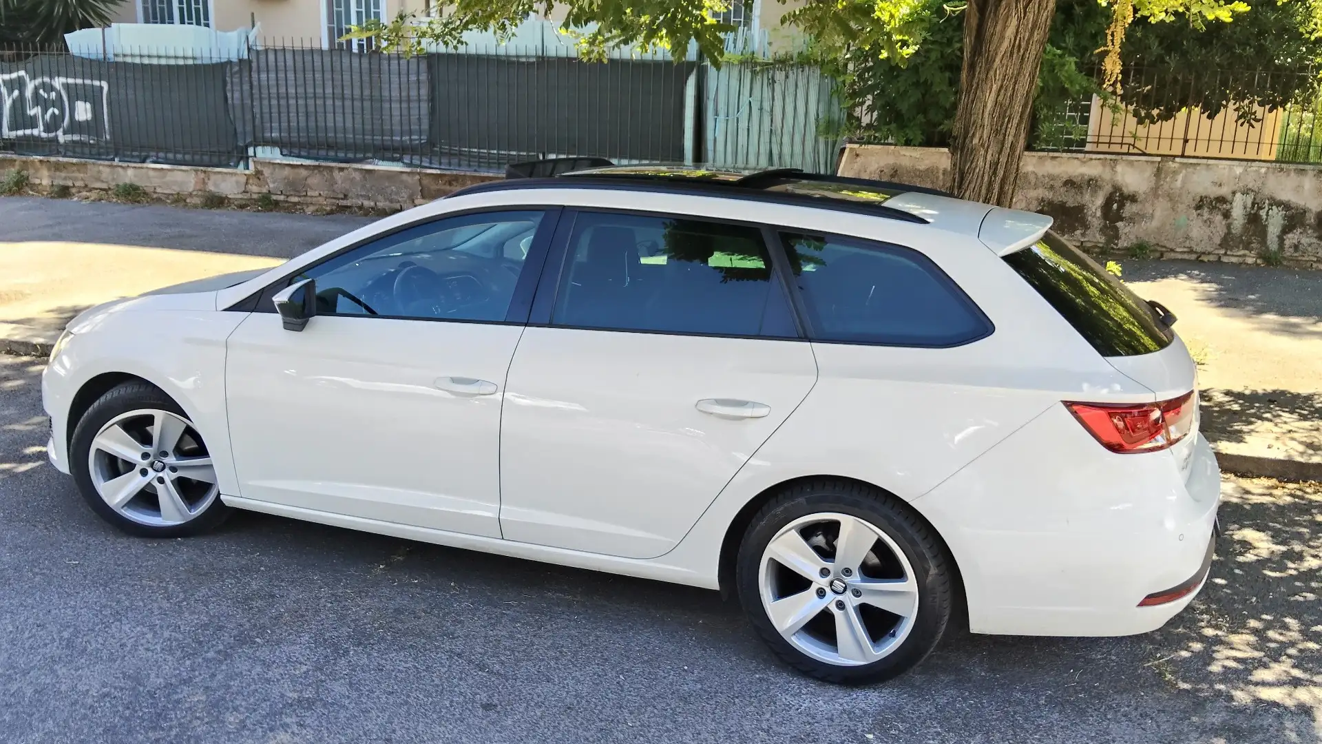 SEAT Leon ST 2.0 tdi cr FR s&s 150cv dsg - 1