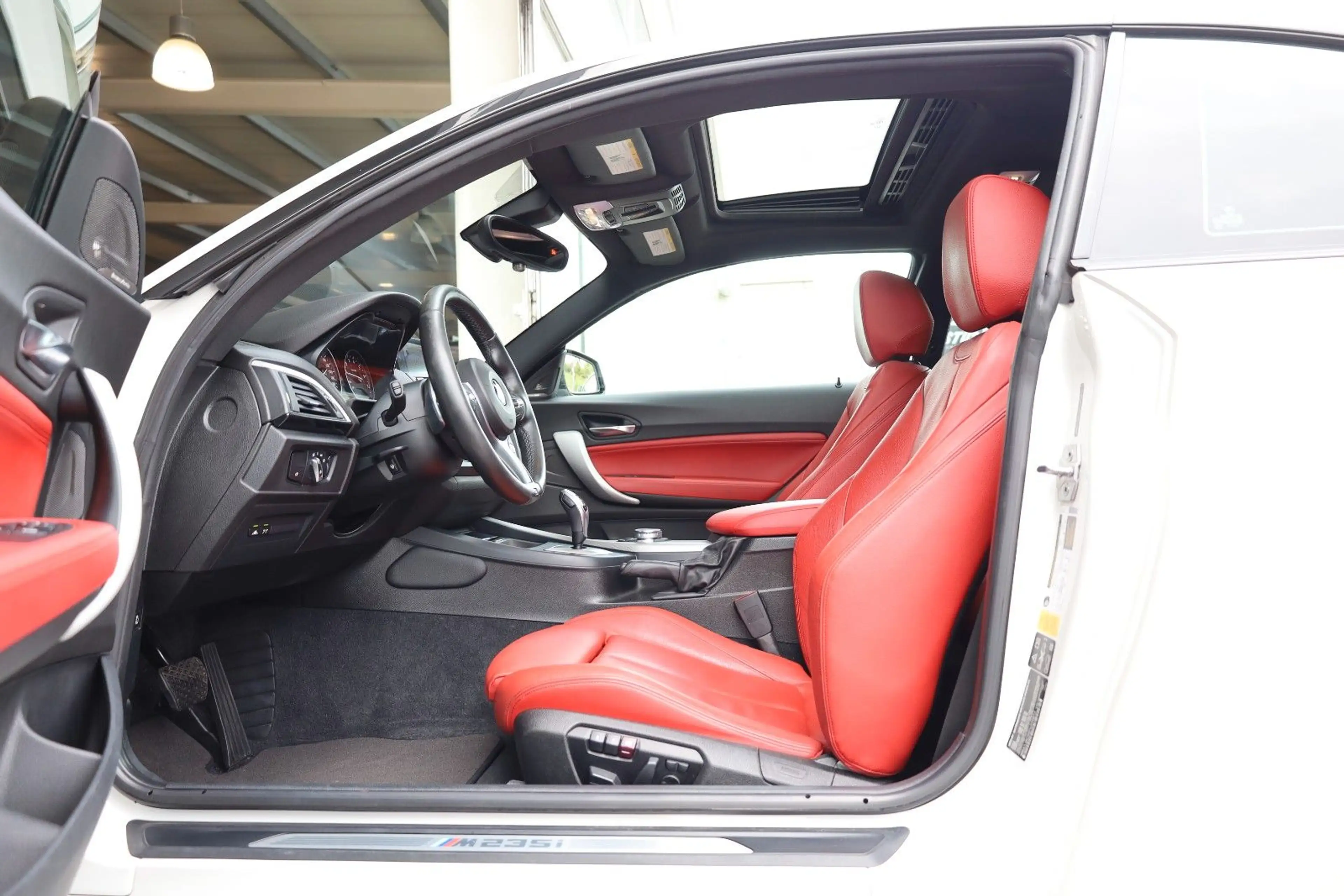 BMW 235 xDrive Coupé/SHZ/KAMERA/LHZ/HK/LED/SBD/R18 — photo 9