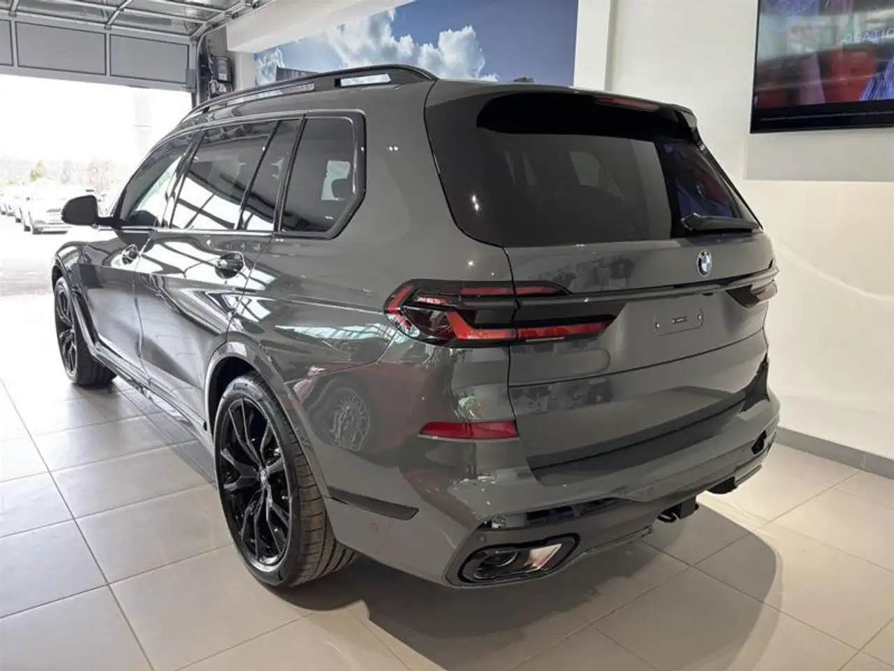 BMW X7 снимка BMW X7