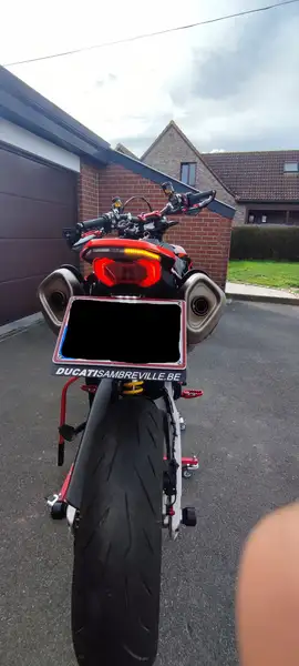 Ducati Hypermotard 698 - foto 7