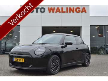 Mini Electric E Blackyard 40.7 kWh NIEUWE AUTO! St