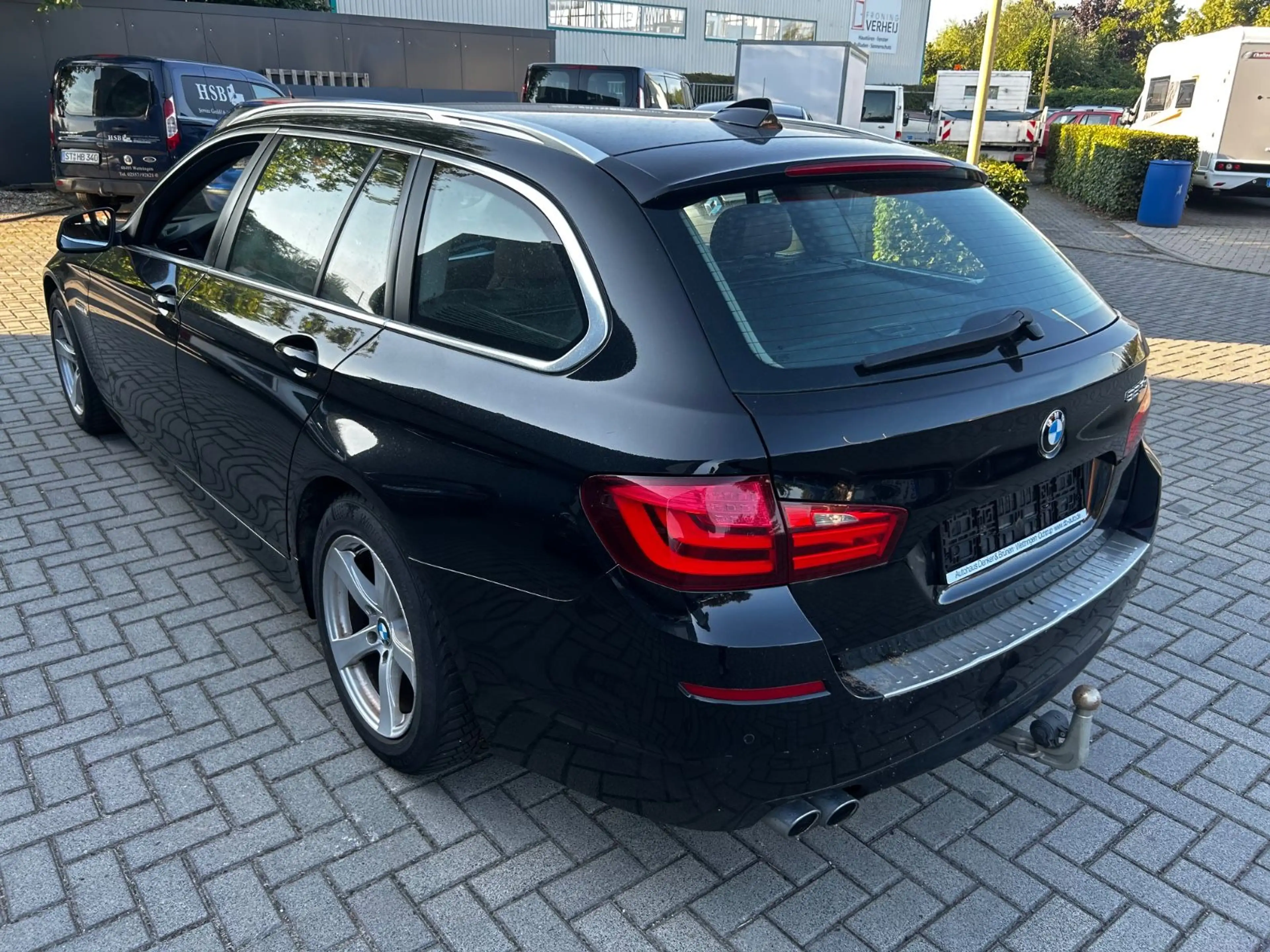 BMW 525 d Touring HU07/28 Xenon Leder eAHK Sport-Aut — photo 2