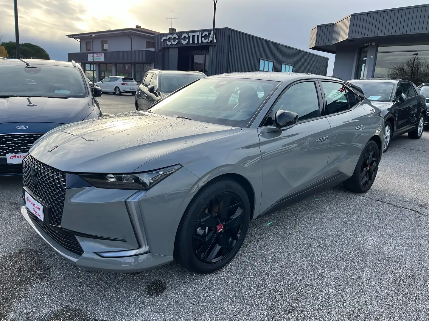 DS Automobiles DS 4 DS4 II DS4 1.5 bluehdi Perfo Line+ 130cv auto Grau - 1