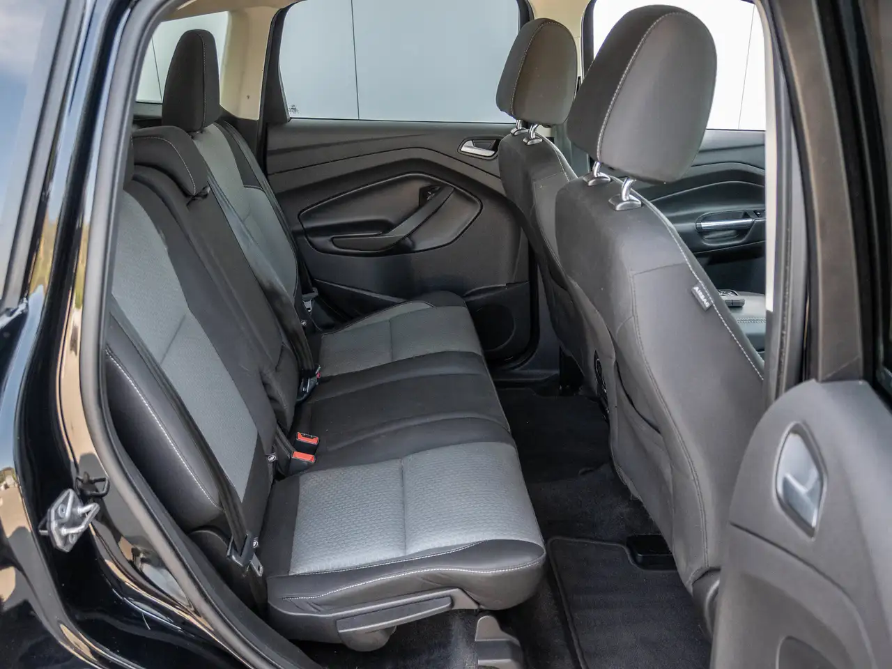 Ford Escape photo Ford Escape