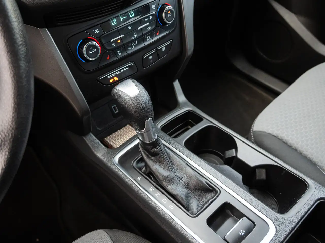 Ford Escape photo Ford Escape