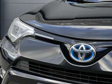 2.5 4x2 Hybrid Comfort