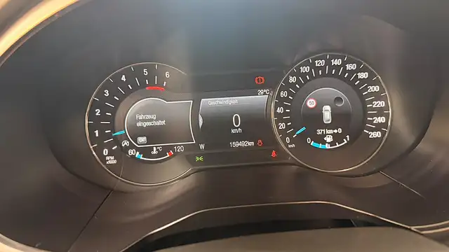 Ford Galaxy view 25