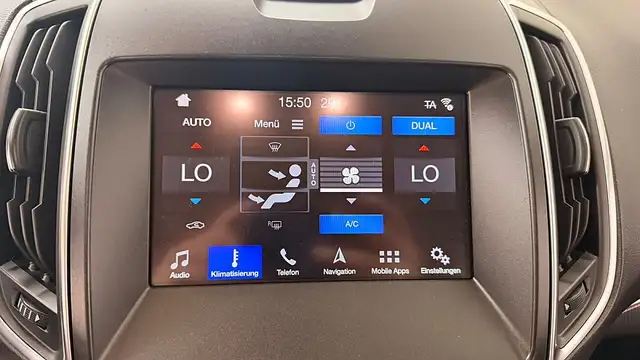 Ford Galaxy view 30