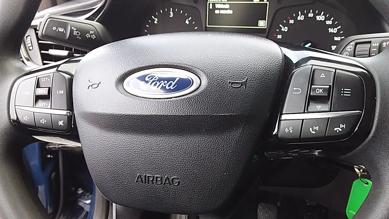 Ford Fiesta Active — photo 21