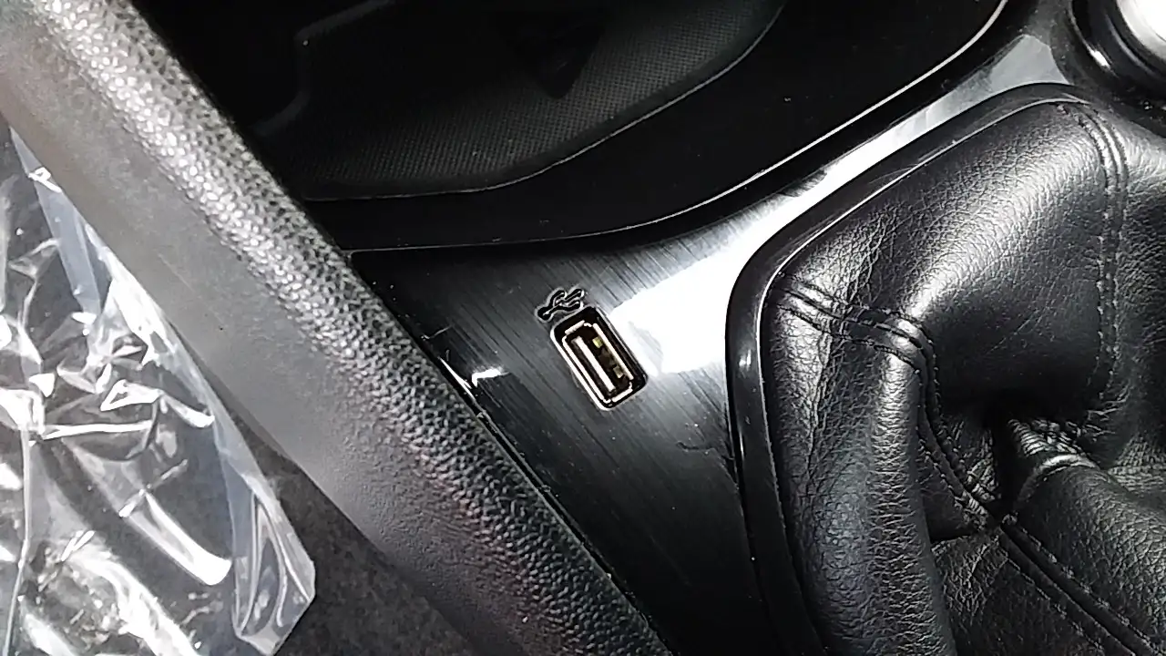 Ford Fiesta Active — photo 16