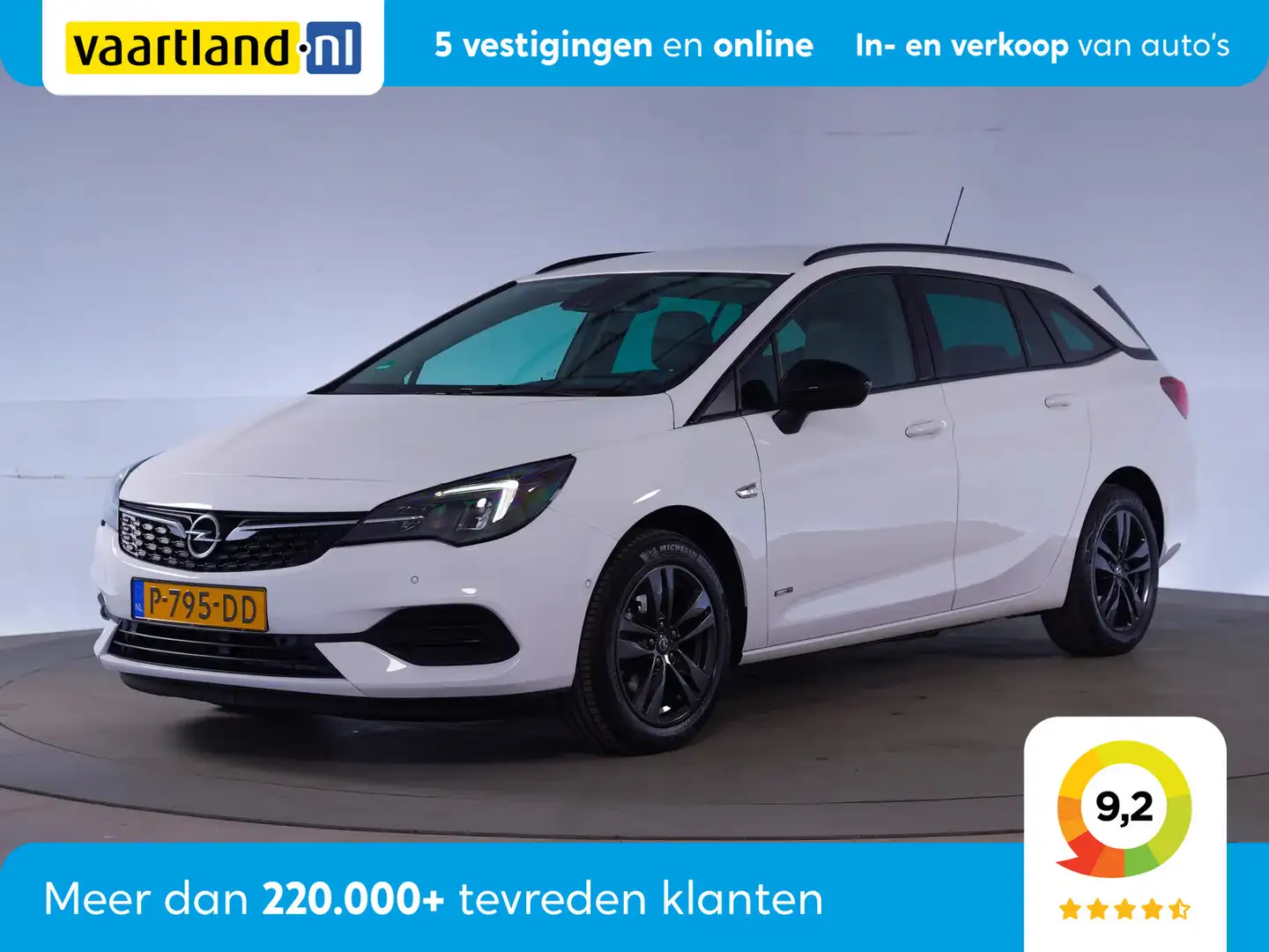 Opel Astra SPORTS TOURER 1.2 T Design&Tech [ LED Navi Trekhaa Wit - 1