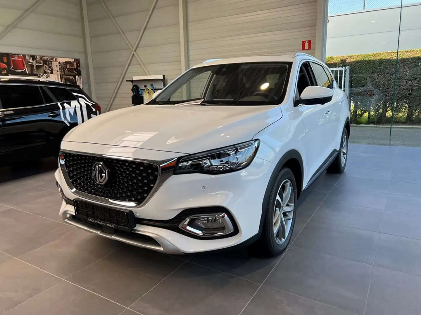MG EHS luxury Bílá - 1