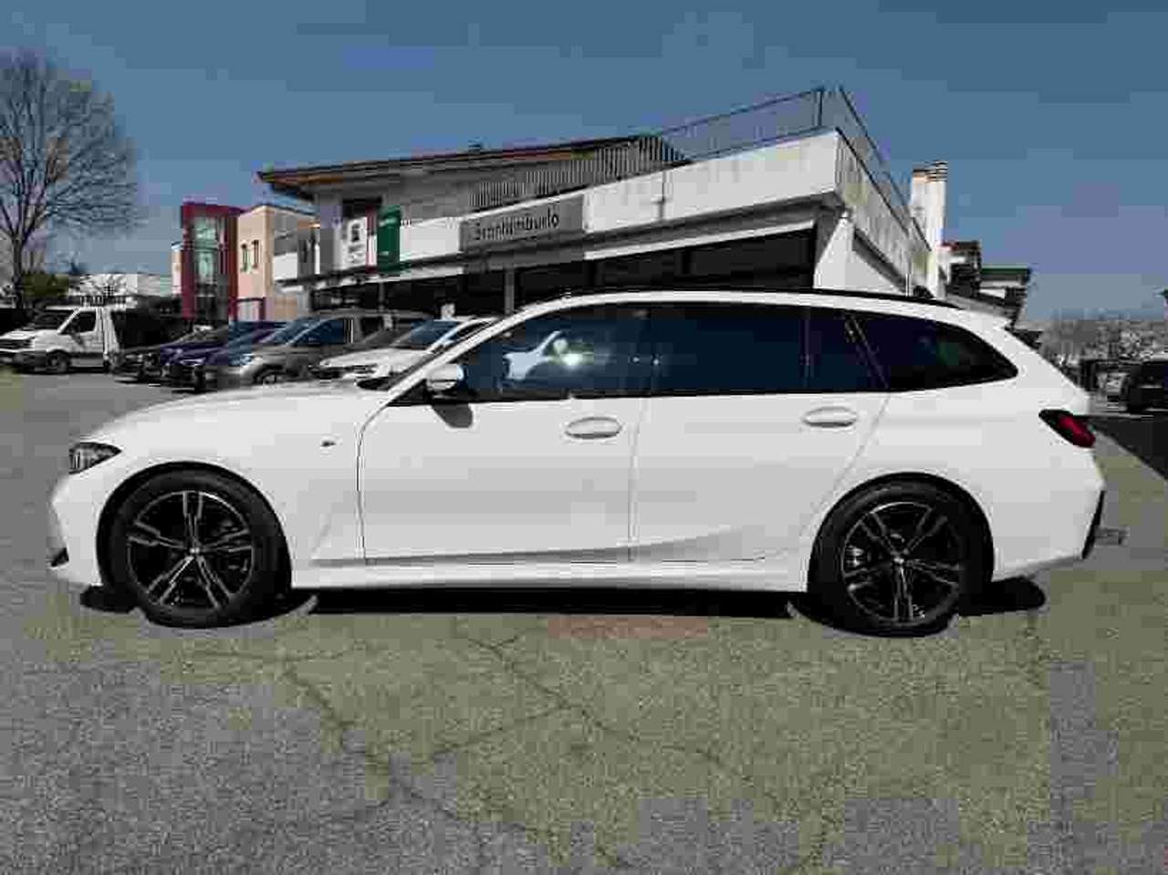 BMW 318 318d Touring mhev 48V MSport Pro auto