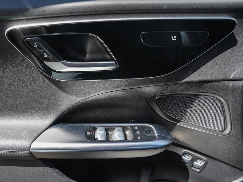 Mercedes-Benz C 300 C 300 e T AVANTGARDE MBUX KAMERA APPLE LED — photo 14