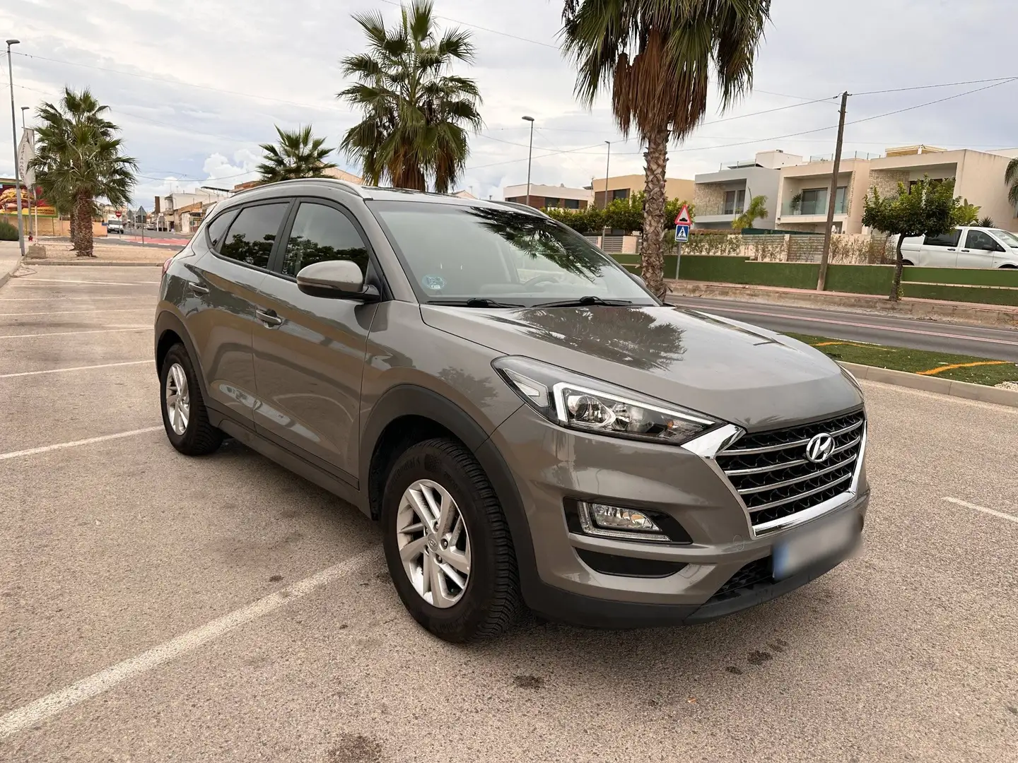 Hyundai TUCSON Tucson 1.6 GDI BE Klass 4x2 Klass Gris - 1