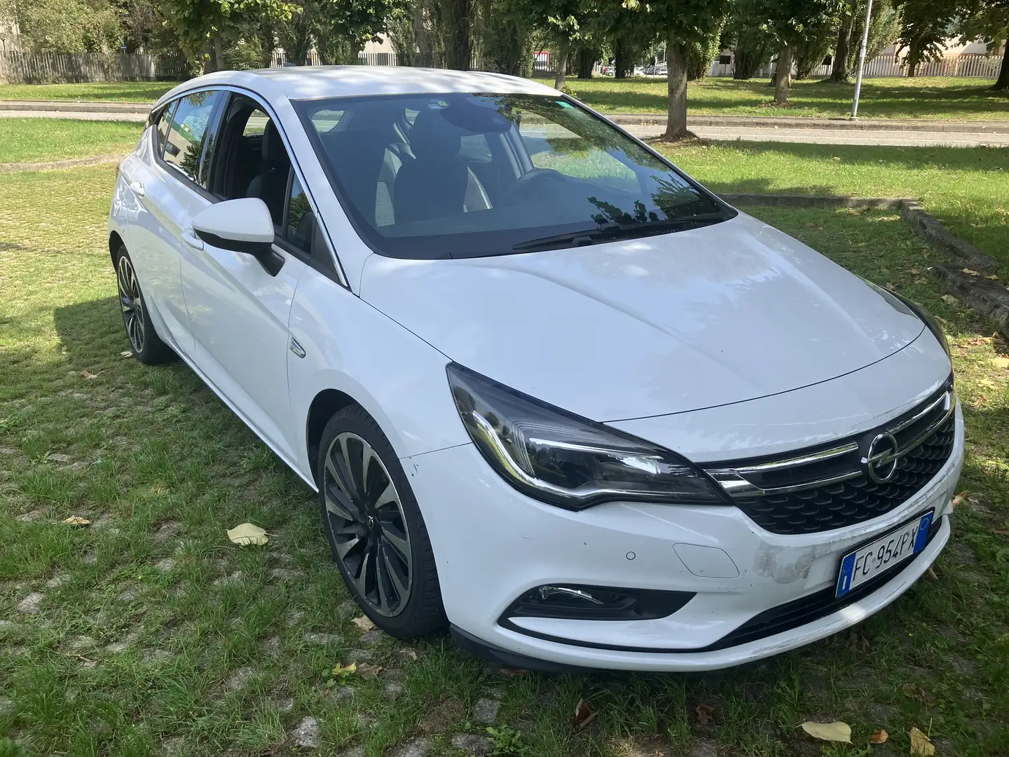 Opel Astra 5p 1.6 cdti Innovation s&s 136cv Bianco - 2