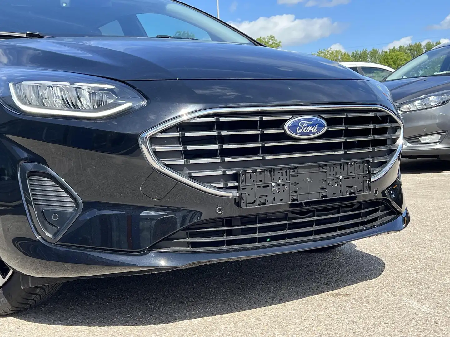 Ford Fiesta 1.0 EcoBoost Hybrid Titanium | Winter Pack | Navig Zwart - 2