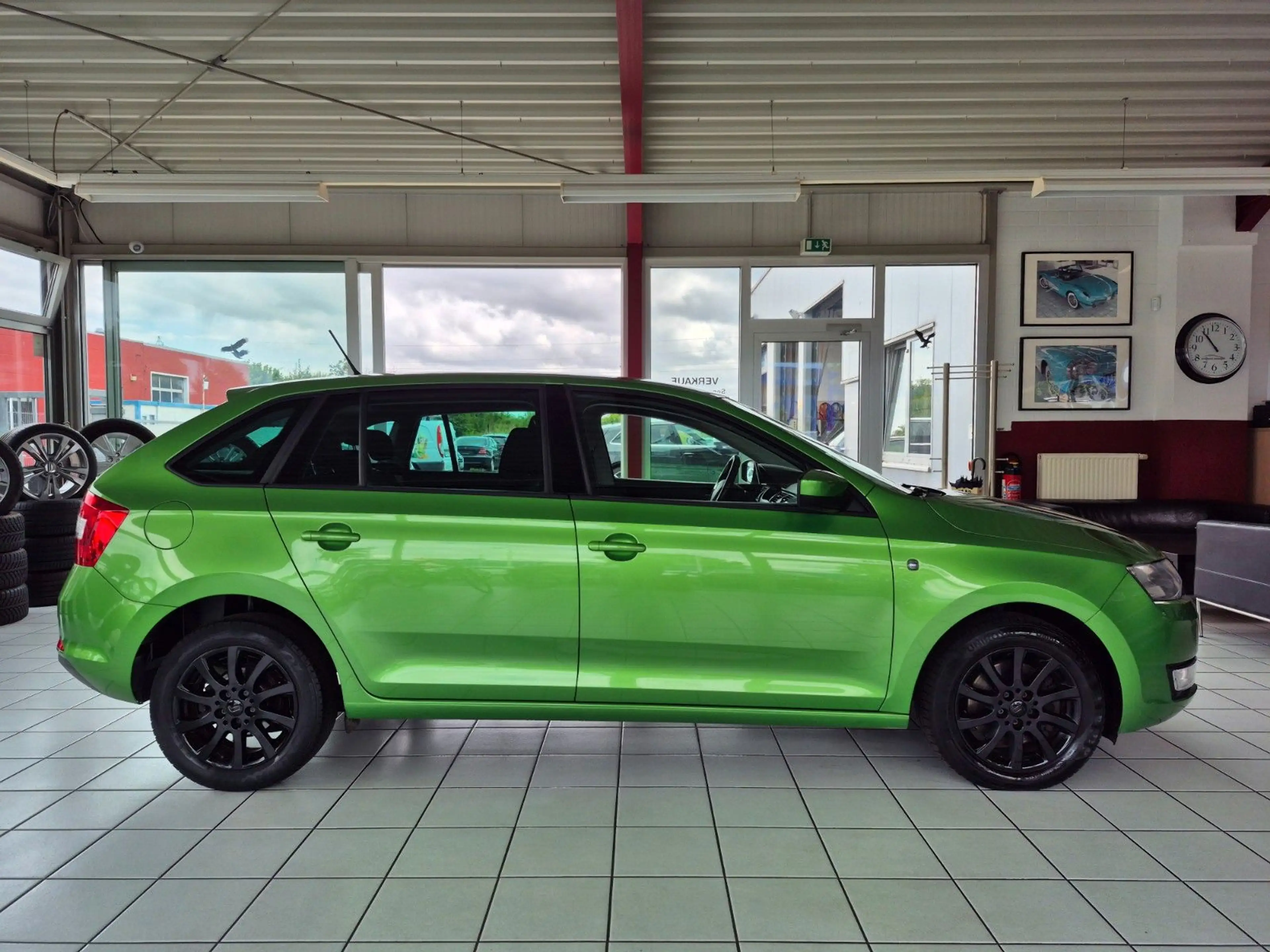Skoda Rapid/Spaceback Spaceback Ambition Klima PDC Alufelgen — photo 4