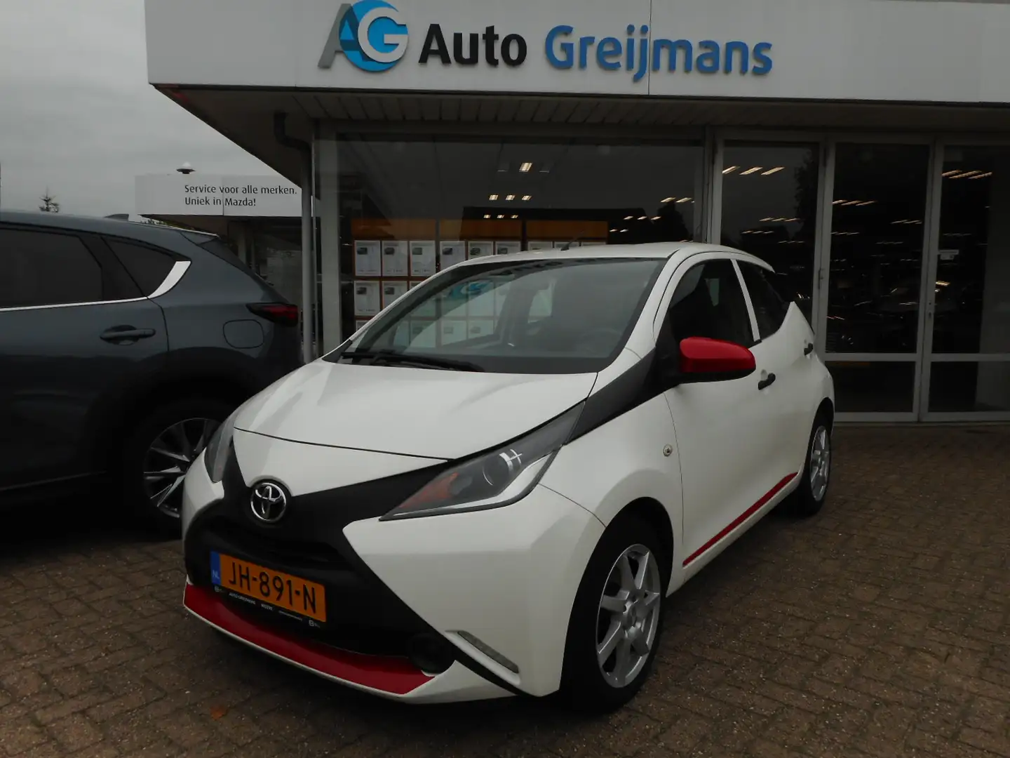 Toyota Aygo 1.0 VVT-i x-now Blanc - 1