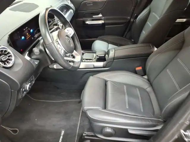 Mercedes-Benz GLB view 7