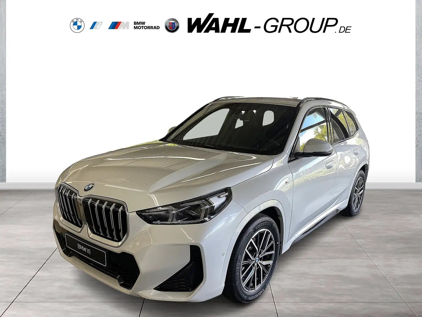 BMW X1 xDrive20d M Sport AHK Adapt LED HarmanKardon Navi Weiß - 1