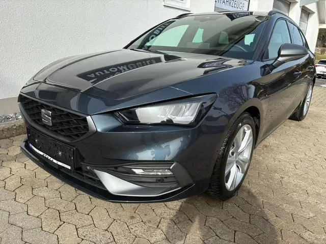 Seat Leon view 2