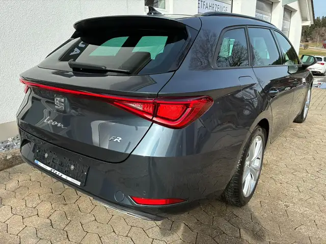 Seat Leon view 6
