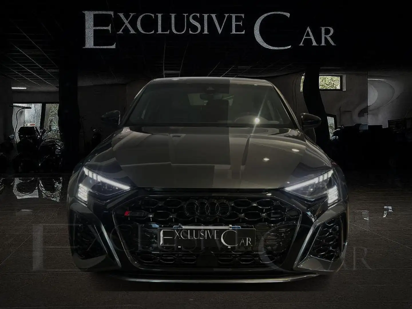 Audi RS3 Grau - 1