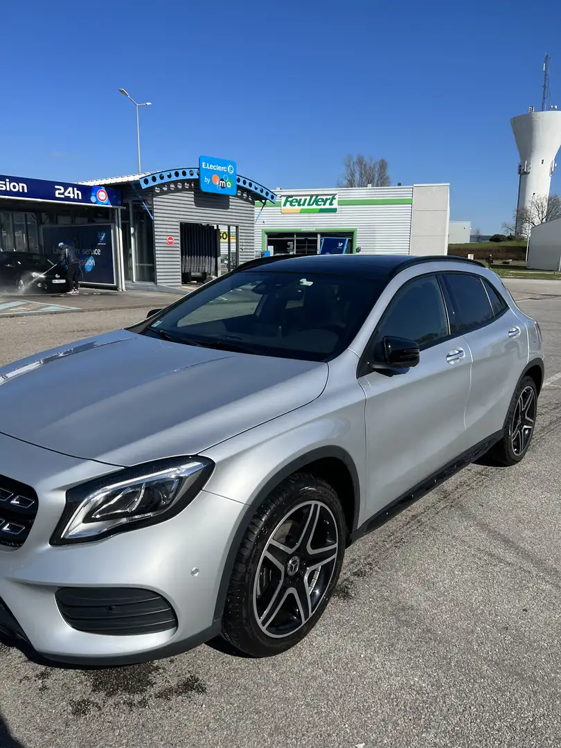 Mercedes-Benz GLA 220 GLA 220 d 7-G DCTFascination - 1