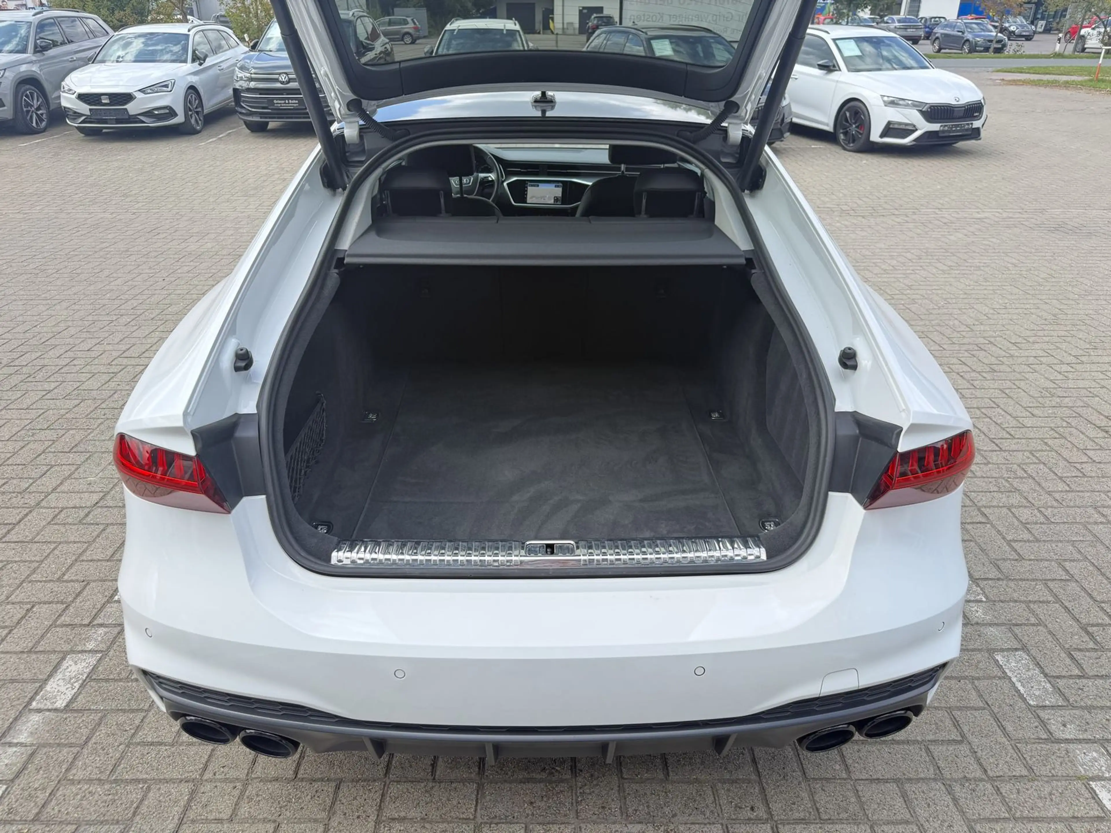 Audi A7 45TFSI Quattro,S-Line,HD-Matrix,R-Kam,Leder. — photo 11