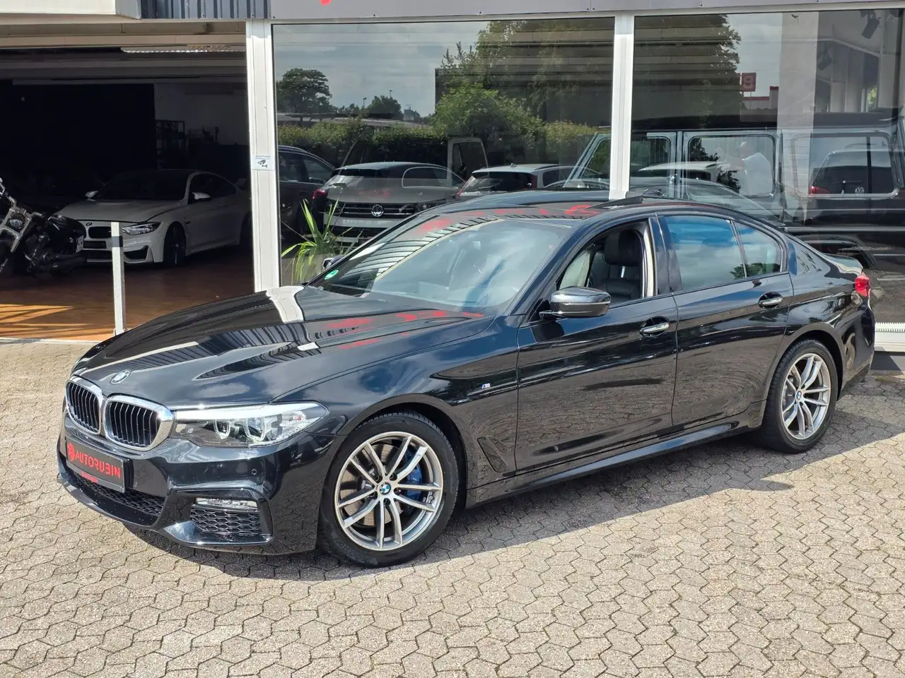 BMW 530i 252CH - M-SPORT - 1ERE MAIN - HUD - BVA - CAMÉRA DE RECUL