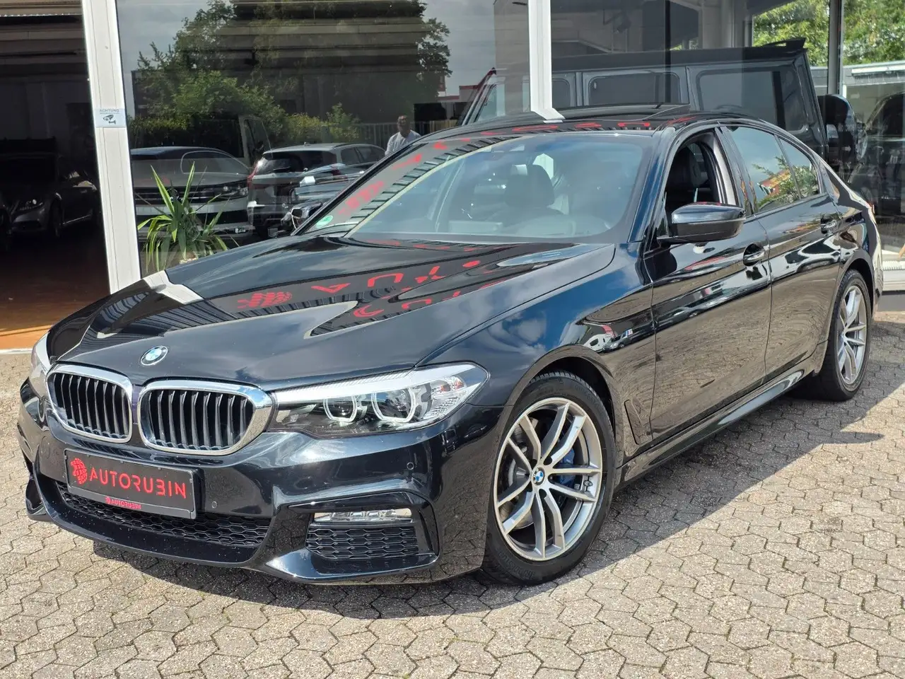 BMW 530i 252CH - M-SPORT - 1ERE MAIN - HUD - BVA - CAMÉRA DE RECUL