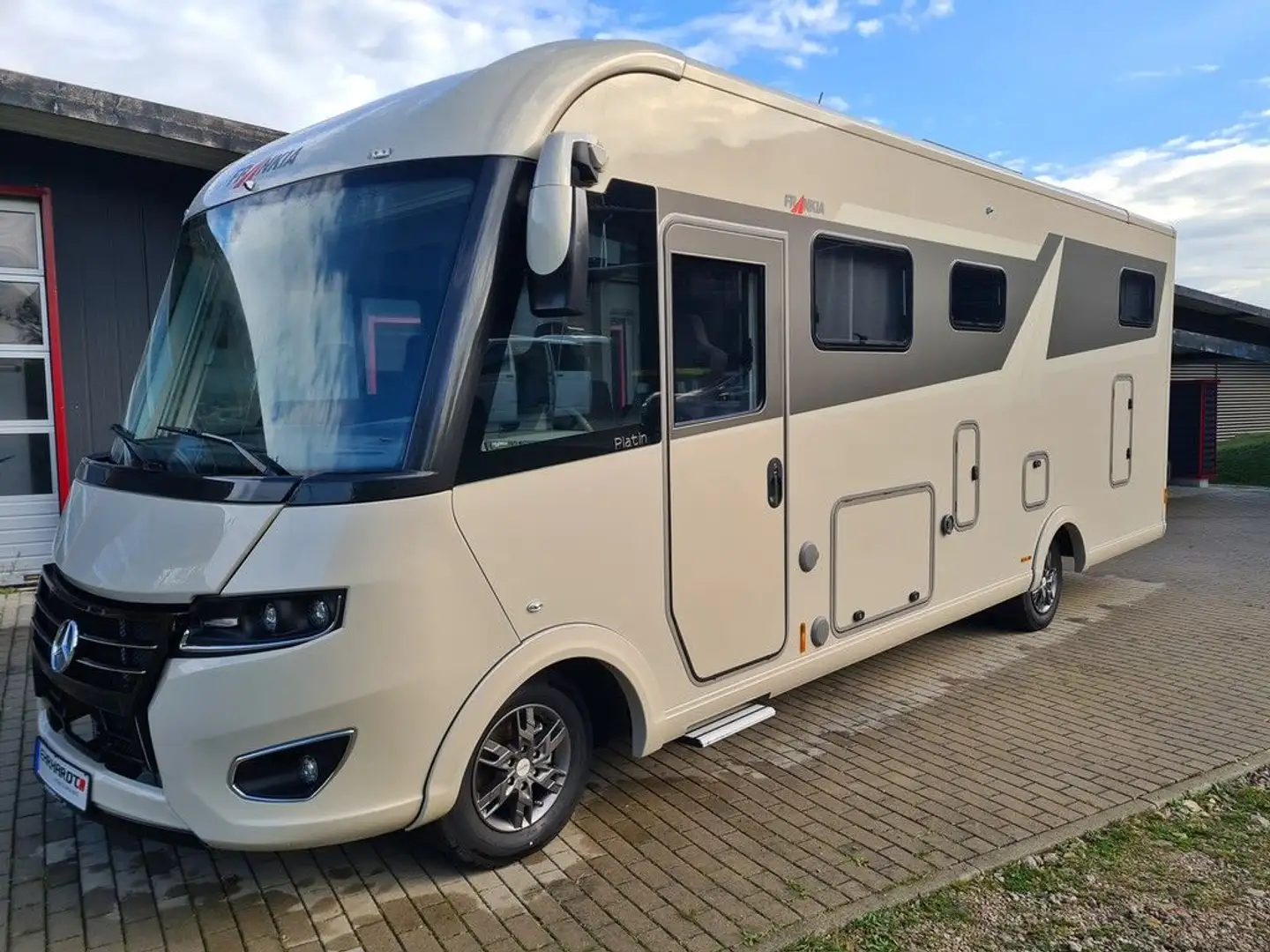 Frankia Frankia I 7900 GD Platin 5,5T Beige - 1
