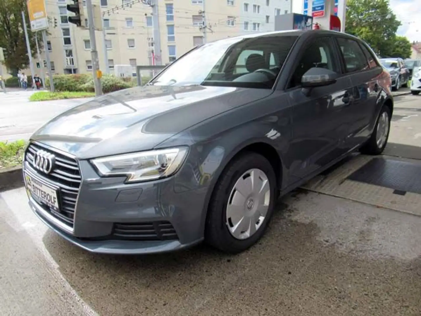 Audi A3 SB 30TDI Navi/SHZ/ACC/Xen/PDC Grau - 2