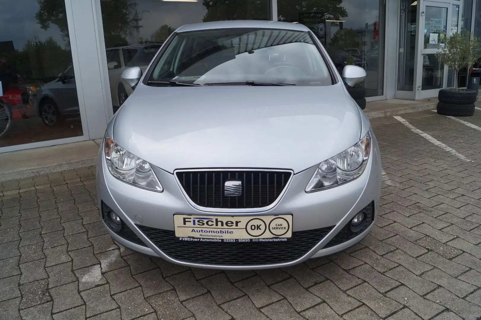 SEAT Ibiza Lim. Sport Automatik*Sitzheizung Argento - 2