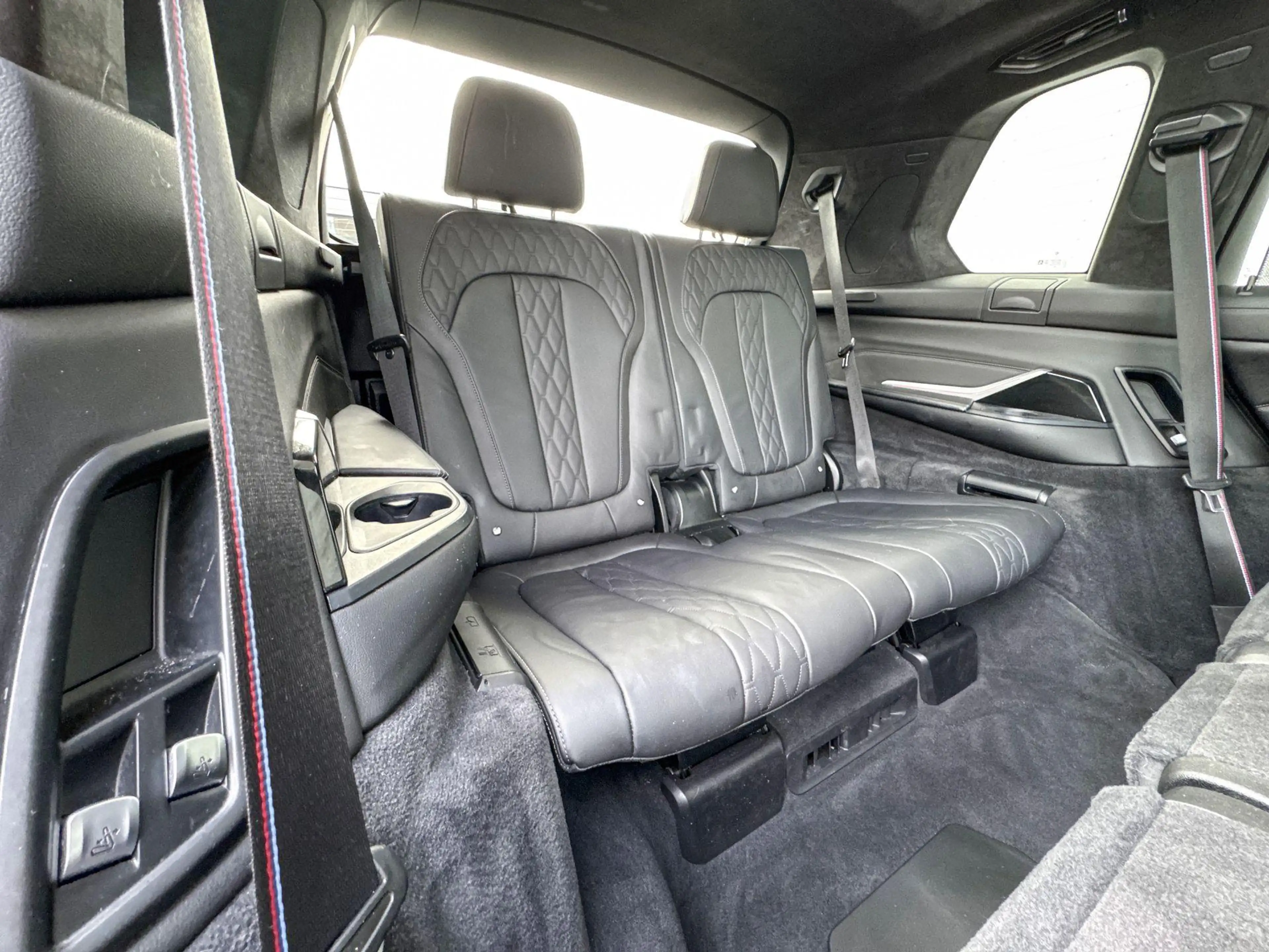 BMW X7 M60i xDrive M-Sport Pro / 23 Inch / 4 Wiel Sturing — photo 10