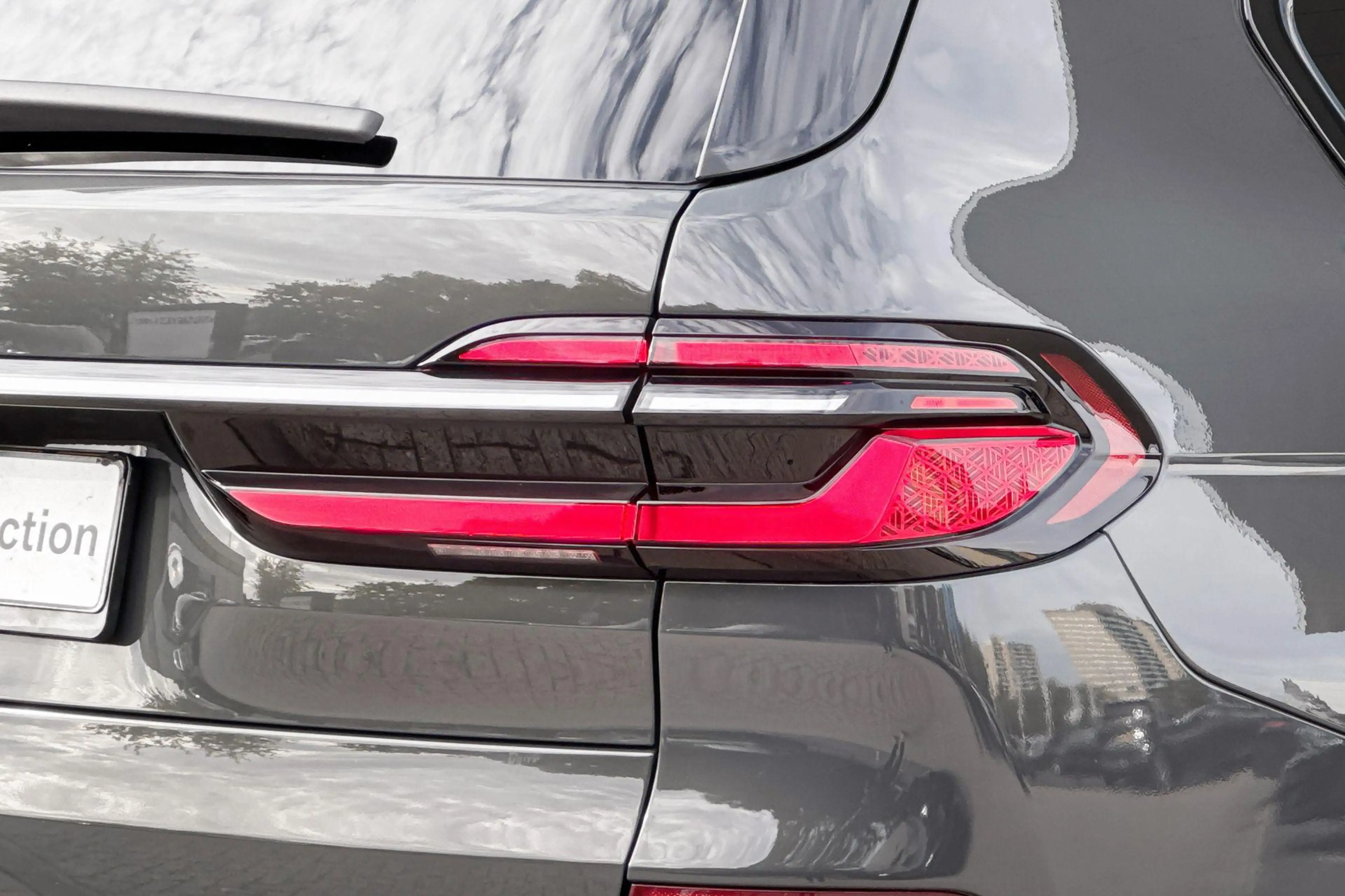 BMW X7 M60i xDrive M-Sport Pro / 23 Inch / 4 Wiel Sturing — photo 5